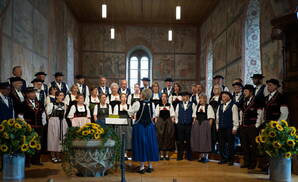 b0004389.jpg Zoom: b0004389.jpg