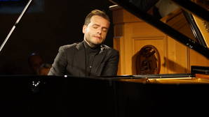 Francesco Piemontesi © Christina Ruloff Zoom: Francesco Piemontesi © Christina Ruloff