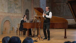 Daniel Behle Zoom: Daniel Behle