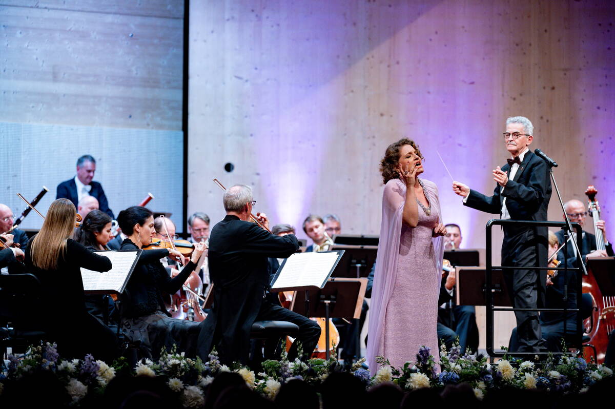 Polina Pasztircsák, Alfred Eschwé, Wiener Johann Strauss Orchester, Festival-Zelt Gstaad Polina Pasztircsák, Alfred Eschwé, Wiener Johann Strauss Orchester, Festival-Zelt Gstaad