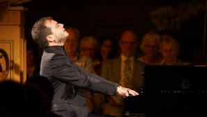 Francesco Piemontesi © Christina Ruloff Zoom: Francesco Piemontesi © Christina Ruloff