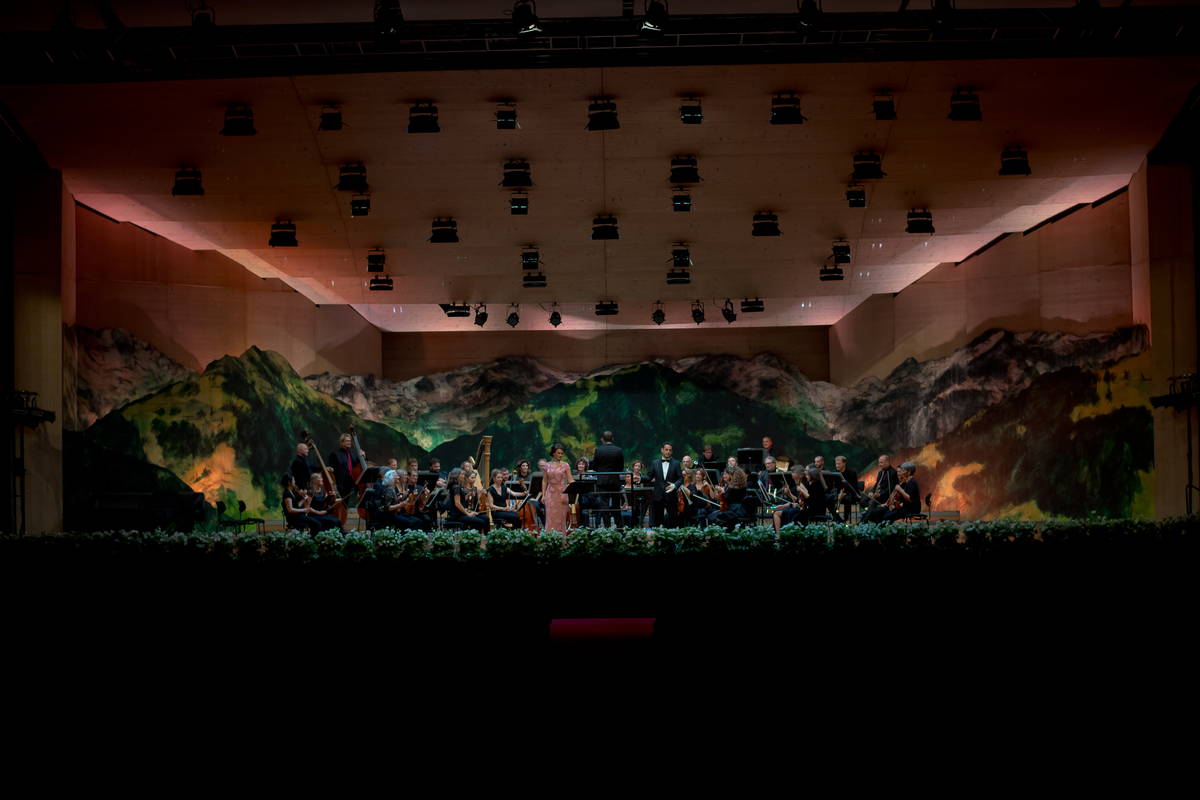 raphael_faux_peretyatko-_florez6822.jpg raphael_faux_peretyatko-_florez6822.jpg