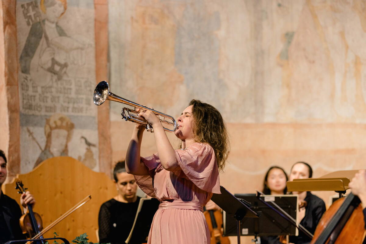 revolutionen-bestof-by-theresa-pewal-15.jpg revolutionen-bestof-by-theresa-pewal-15.jpg