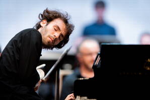 Alexandre Kantorow, Valery Gergiev, Mariinsky Orchester St. Petersburg, Festival-Zelt Gstaad Zoom: Alexandre Kantorow, Valery Gergiev, Mariinsky Orchester St. Petersburg, Festival-Zelt Gstaad