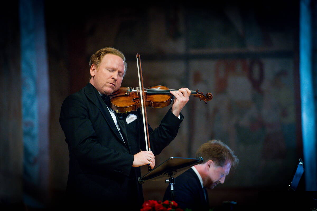 Daniel Hope, Simon Crawford-Phillips