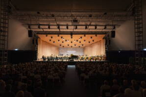 02.08.2026_menuhin_festival_amateur_orchestra_davidson_1.jpeg Zoom: 02.08.2026_menuhin_festival_amateur_orchestra_davidson_1.jpeg