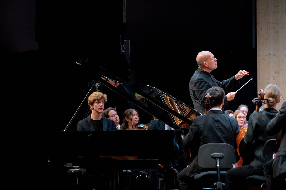 Jan Lisiecki, Jaap van Zweden, Gstaad Festival Orchestra, Festival-Zelt Gstaad Jan Lisiecki, Jaap van Zweden, Gstaad Festival Orchestra, Festival-Zelt Gstaad