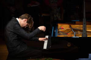 2025raphael_fauxrfx_0115.jpg Zoom: 2025raphael_fauxrfx_0115.jpg